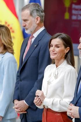 Royals At National Sports Awards - Madrid Queen Letizia of Spain, King Felipe of Spain attend the National Sports awards 2024 at El Pardo palace on the 4th of April of 2024 in Madrid, Spain. Photo by Archie Andrews ABACAPRESS.COM Madrid Spain  Copyright: xAndrewsxArchie ABACAx