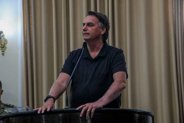 MACEIÓ, AL - 05.04.2024: BOLSONARO EM MACEIÓ - After disembarking late in the morning at the airport in the capital of Alagoas, former President Jair Messias Bolsonaro was honored at the Casa de Tavares Bastos, the Legislative Assembly, where he received the honorary citizenship award, proposed by State Representative Cabo Bebeto (PL) x2517828x  GUIDOxJR.