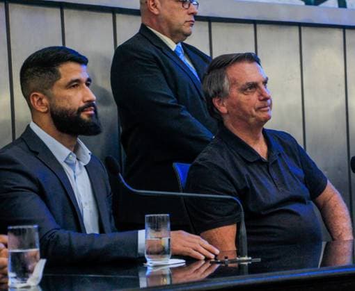 MACEIÓ, AL - 05.04.2024: BOLSONARO EM MACEIÓ - After disembarking late in the morning at the airport in the capital of Alagoas, former President Jair Messias Bolsonaro was honored at the Casa de Tavares Bastos, the Legislative Assembly, where he received the honorary citizenship award, proposed by State Representative Cabo Bebeto (PL) x2517863x  GUIDOxJR.
