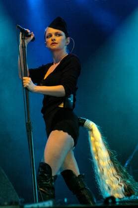 Goldfrapp Goldfrapp Pinkpop 2004, Credit:Goedefroit Music Avalon Netherlands  Copyright: xGoedefroitxMusicx xAvalonx 0544740839
