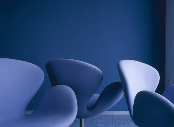 Blue ?Swan ?armchairs designed by Arne Jacobsen modern designer furniture Blue ?Swan ?armchairs designed by Arne Jacobsen modern designer furniture, Credit:Mark York Avalon  Copyright: xMarkxYorkx xAvalonx 0544849160