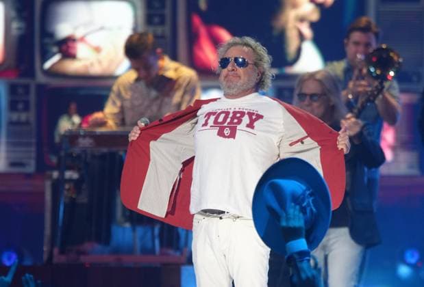 April 7, 2024, Austin, Tx, USA: Sammy Hagar performs onstage during the 2024 CMT Music Awards at Moody Center on April 07, 2024 in Austin, Texas. Austin USA - ZUMAs181 20240407_zea_s181_136 Copyright: xAmyxE.xPricex