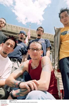 Linkin Park 2001 GR372 Restrictions : This image is subject to standard terms and conditions of reproduction and delivery No Kerrang Shot for NME Linkin Park 2001 GR372 Restrictions : This image is subject to standard terms and conditions of reproduction and delivery No Kerrang Shot for NME , Credit:Roger Sargent Avalon  Copyright: xRogerxSargentx xAvalonx 0529831367