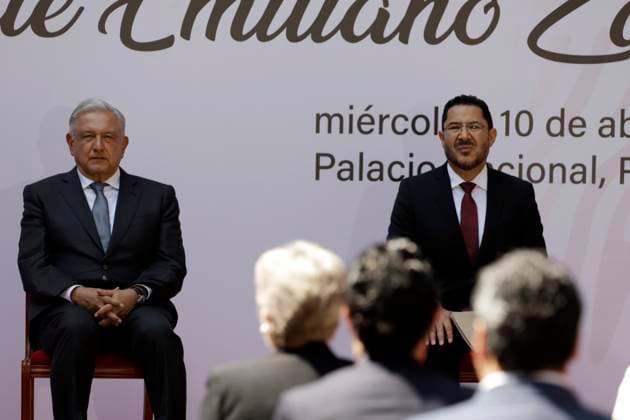 The President of Mexico, Andres Manuel Lopez Obrador and the Head of Government of Mexico City, Marti Batres, at the ceremony for the death anniversary of Emiliano Zapata - Caudillo of the South, in the Patio of Honor at the National Palace in Mexico City. on April 10, 2024 in Mexico City, Mexico. Mexico City Mexico - ZUMAe321 20240410_zia_e321_036 Copyright: xLuisxBarronx