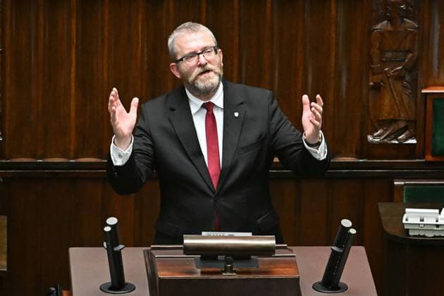 RECORD DATE NOT STATED 11.04.2024 WARSZAWA SEJM RP POSIEDZENIE SEJMU DEBATA NAD ZMIANA PRAWA ABORCYJNEGO LEGALIZACJA ABORCJI ABORCJA USTAWA PROJEKT USTAWY N Z GRZEGORZ BRAUN FOT DAMIAN BURZYKOWSKI NEWSPIX.PL --- Newspix.pl 11 04 2024 WARSAW SEJM OF THE REPUBLIC OF POLAND RP MEETING OF THE SEJM DEBATE ON CHANGING THE ABORTION LAW LEGALIZATION OF ABORTION - DRAFT ACT  DB110424_022