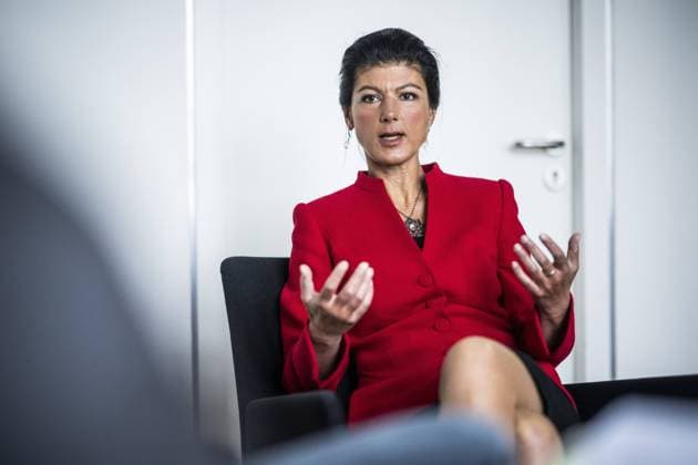 Sahra Wagenknecht ist Abgeordnete des Deutschen Bundestages und GrâˆöÂºnderin der Partei BSW, hier aufgenommen vor ihrem BâˆöÂºro im Deutschen Bundestag in Berlin, 10.04.2024. Berlin Deutschland *** Sahra Wagenknecht is a member of the German Bundestag and founder of the BSW party, pictured here in front of her office in the German Bundestag in Berlin, 10 04 2024 Berlin Germany Copyright: xDominikxButzmannxphotothek.dex