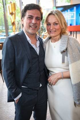 The GERMAN FILM ACADEMY invites you to the nominees evening of the GERMAN FILM PRIZE 2024 Shan Rahimkhan with his wife Claudia The GERMAN FILM ACADEMY invites you to the nominees evening of the GERMAN FILM PRIZE 2024 at BAR BRASS in Berlin Copyright: xEventpressxFuhrx