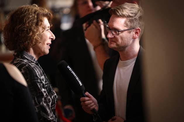 The DEUTSCHE FILMAKADEMIE invites you to the nominees evening of the GERMAN FILM AWARD 2024 Barbara Philipp in a TV interview The DEUTSCHE FILMAKADEMIE invites you to the nominees evening of the GERMAN FILM AWARD 2024 at BAR BRASS in Berlin Copyright: xEventpressxFuhrx