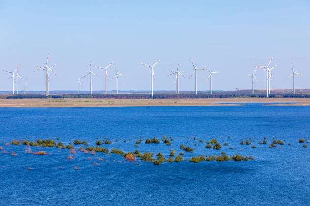 Cottbuser Ostsee DEU Deutschland Brandenburg Cottbus Merzdorf, 11.04.2024, Cottbuser Ostsee - Blick vom Aussichtsturm Merzdorf ueber die zukuenftige Seeflaeche. Durch Flutung des ehemaligen Braunkohletagebaus Cottbus-Nord entsteht der Cottbuser Ostsee . Der Cottbuser Ostsee wird gegenwaertig durch das Lausitzer Bergbauunternehmen LEAG geflutet - bis Mitte der 2020er Jahre entsteht ein 1900 Hektar grosser See am Rand der Stadt Cottbus. *** Cottbuser Ostsee DEU Germany Brandenburg Cottbus Merzdorf, 11 04 2024, Cottbuser Ostsee View from the Merzdorf observation tower over the future lake area The Cottbuser Ostsee is being created by flooding the former Cottbus Nord opencast lignite mine The Cottbuser Ostsee is currently being flooded by the AF_Cottbus_65231.jpeg