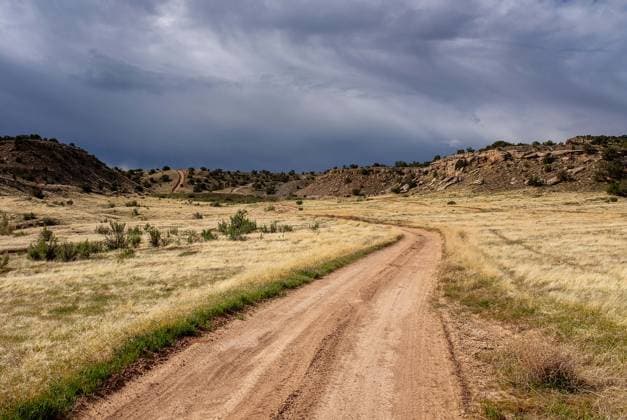 April 20, 2024: Celebrating the wonder and beauty of Earth Day weekend along Colorados high desert western slope near Grand Junction, Colorado. Grand Junction United States - ZUMAc04_ 1044015568st Copyright: xLarryxClouse Csmx