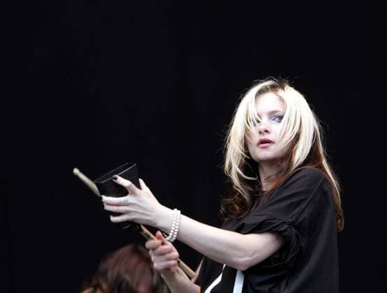 T IN THE PARK SCOTLAND GOLDFRAPP PERFORMING LIVE AT THE T IN THE PARK CONCERT IN SCOTLAND. 10TH JULY 2004. PICTURES ,  Copyright: xTonyxHaresignx xAvalonx 0547110778