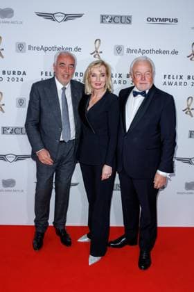 Gala Felix Burda Award Hans Reiner Schröder, Annette Marberth Kubick and Wolfgang Kubicki at the Felix Burda Award Gala at the Hotel Adlon Kempinskil on 21 April 2024 in Berlin Copyright: xEventpressxKochanx