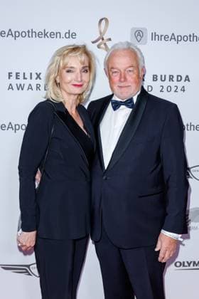 Gala Felix Burda Award Annette Marberth Kubick and Wolfgang Kubicki at the Felix Burda Award Gala at the Hotel Adlon Kempinskil on 21 04 2024 in Berlin Copyright: xEventpressxKochanx