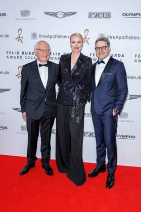 Gala Felix Burda Award Heinz Spengler, Franziska Knuppe and Carsten Frederik Buchert at the Felix Burda Award Gala at the Hotel Adlon Kempinskil on 21 04 2024 in Berlin Copyright: xEventpressxKochanx