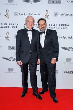 Gala Felix Burda Award Heinz Spengler and Adnan Maral at the Felix Burda Award Gala at the Hotel Adlon Kempinskil on 21 04 2024 in Berlin Copyright: xEventpressxKochanx