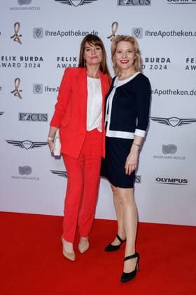Gala Felix Burda Award Ina Paule Klink and Alexandra Mohr at the Felix Burda Award Gala at the Hotel Adlon Kempinskil on 21 04 2024 in Berlin Copyright: xEventpressxKochanx