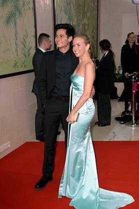 Carolin Henseler with companion at the 19 presentation of the Felix Burda Award 2024 at the Hotel Adlon Kempinski Berlin, 21 04 2024 Foto:xF.xKernx xFuturexImagex burda_award_4413
