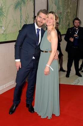 Nina Bott with partner Benjamin Baarz at the 19 presentation of the Felix Burda Award 2024 at the Hotel Adlon Kempinski Berlin, 21 04 2024 Foto:xF.xKernx xFuturexImagex burda_award_4472