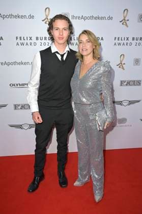 Tina Ruland with son Jahvis Rahmoune at the 19 presentation of the Felix Burda Award 2024 at the Hotel Adlon Kempinski Berlin, 21 04 2024 Foto:xF.xKernx xFuturexImagex burda_award_4488