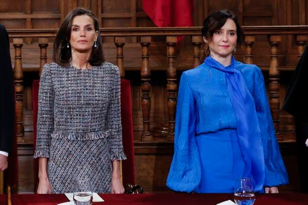 Spain s Queen Letizia (L) and Madrid s regional President, Isabel Diaz Ayuso (R), attend the 2023 Cervantes Award held in Alcala de Henares, Madrid, Spain, 23 April 2024. Spanish writer Luis Mateo Diez has been awarded with the 2023 Cervantes Award. 2023 Cervantes Award !ACHTUNG: NUR REDAKTIONELLE NUTZUNG!  Copyright: xBallesterosx GRAF5436 20240423-55013400921_1