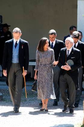 King Felipe VI of Spain, Queen Letizia of Spain and Luis Mateo Diez at the presentation of the Premio Miguel de Cervantes for Literature to Luis Mateo Diez at the Universidad de Alcala Alcala de Henares, 23 04 2024 Foto:xDyDxFotografosx xFuturexImagex cervantes_4421