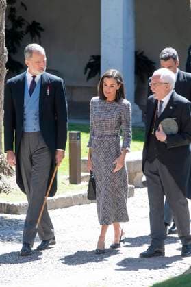 King Felipe VI of Spain, Queen Letizia of Spain and Luis Mateo Diez at the presentation of the Premio Miguel de Cervantes for Literature to Luis Mateo Diez at the Universidad de Alcala Alcala de Henares, 23 04 2024 Foto:xDyDxFotografosx xFuturexImagex cervantes_4425