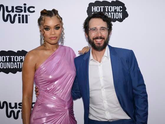 April 24, 2024, Los Angeles, California, USA: Andra Day and Josh Groban attend the 16th Annual Music Will Benefit. Los Angeles USA - ZUMAb173 20240424_aap_b173_019 Copyright: xBillyxBennightx