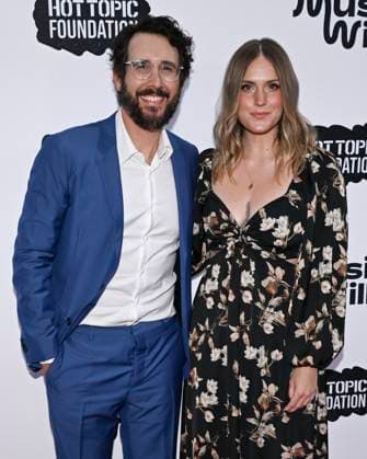 April 24, 2024, Los Angeles, California, USA: Josh Groban and Natalie McQueen attend the 16th Annual Music Will Benefit. Los Angeles USA - ZUMAb173 20240424_aap_b173_029 Copyright: xBillyxBennightx