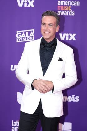 Puerto Rican Carlos Ponce poses at the red carpet of the Latin American Music Awards at MGM Grand Garden Arena in Las Vegas, Nevada, USA, 25 April 2024. Latin American Music Awards red carpet !ACHTUNG: NUR REDAKTIONELLE NUTZUNG!  Copyright: xRONDAxCHURCHILLx USA4442 20240426-55013424604_1