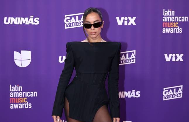 Brazilian Anitta poses in the red carpet of the Latin American Music Awards at MGM Grand Garden Arena in Las Vegas, Nevada, USA, 25 April 2024. Latin American Music Awards red carpet !ACHTUNG: NUR REDAKTIONELLE NUTZUNG!  Copyright: xRondaxChurchillx USA4425 20240426-55013424633_1