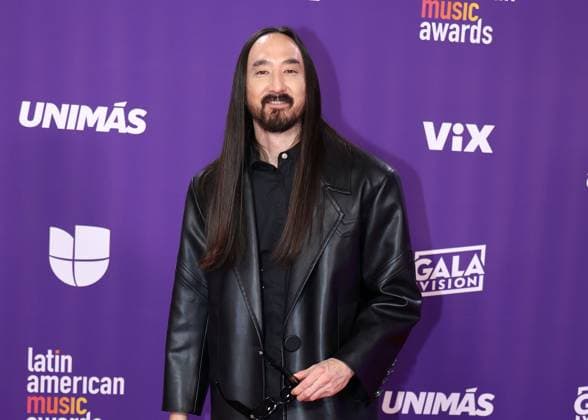 Steve Aoki poses on the red carpet at the ninth edition of the Latin American Music Awards held this Thursday at the MGM Grand. Garden Arena in Las Vegas, Nevada, USA, 25 April 2024. Red carpet of the Latin American Music Awards !ACHTUNG: NUR REDAKTIONELLE NUTZUNG!  Copyright: xRondaxChurchillx USA4460 20240426-55013425408_1