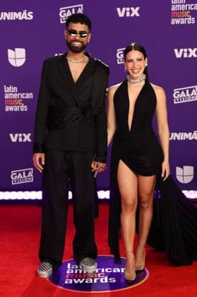 (L-R) Jay Wheeler and Zhamira Zambrano arrive for the 2024 Latin American Music Awards at the Grand Garden Arena at MGM Resort and Casino in Las Vegas, Nevada on Thursday, April 25, 2024.  LAV20240425069 JAMESxATOA