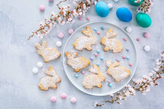 Homemade almond bunny cookies for Easter with Easter eggs Homemade almond bunny cookies for Easter with Easter eggs Copyright: xZoonar.com IngridxBalabanovax 21403433