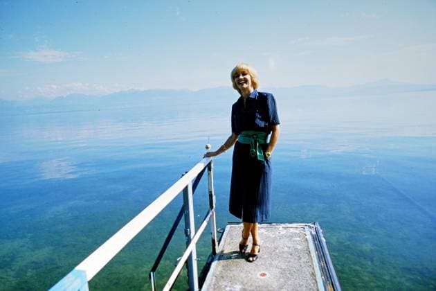 Archivbilder der Woche KW17 Liselotte Pulver am Genfer See !ARCHIV FOTO! Achtung - Aufnahmedatum geschätzt, *** Liselotte Powder on Geneva Lake Archive Photo Attention Date of recording estimated,