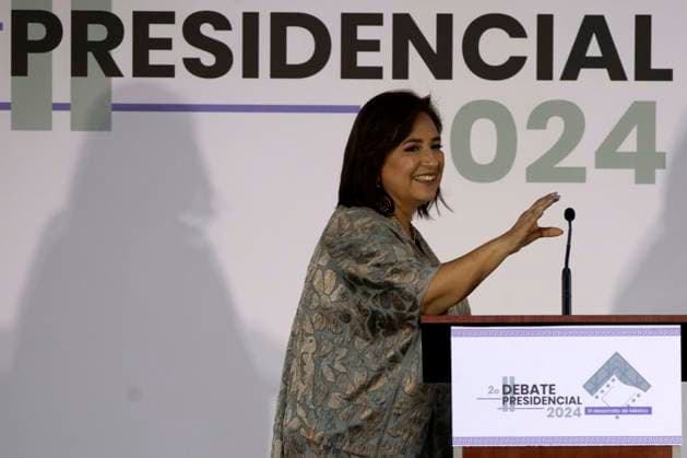 April 28, 2024, Mexico City, Mexico: MexicoÃ¢â‚¬â ¢s Presidential candidate, Xochitl Galvez by Fuerza y Corazon por Mexico speaks prior to the second televised presidential debate Ahead of Presidential Elections in Mexico at Estudios Churubusco. Mexico City Mexico - ZUMAe321 20240428_zia_e321_003 Copyright: xLuisxBarronx
