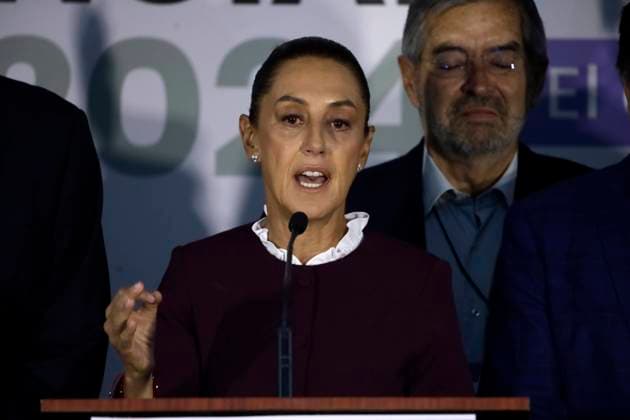 April 28, 2024, Mexico City, Mexico: MexicoÃ¢â‚¬â ¢s Presidential candidate, Claudia Sheinbaum Pardo by Sigamos Haciendo Historia coalition speaks prior to the second televised presidential debate Ahead of Presidential Elections in Mexico at Estudios Churubusco. Mexico City Mexico - ZUMAe321 20240428_zia_e321_020 Copyright: xLuisxBarronx