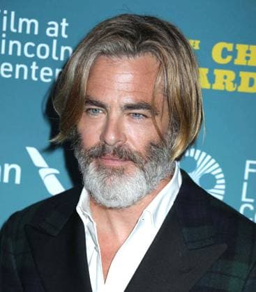 April 29, 2024, New York, New York, USA: Actor CHRIS PINE seen at the 49th Chaplin Award Gala Honoring Jeff Bridges held at Alice Tully Hall. New York USA - ZUMAk03_ 20240429_zaf_k03_098 Copyright: xNancyxKaszermanx