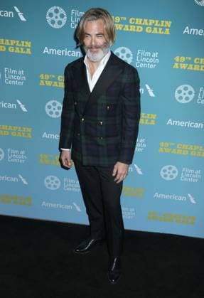 April 29, 2024, New York, New York, USA: Actor CHRIS PINE seen at the 49th Chaplin Award Gala Honoring Jeff Bridges held at Alice Tully Hall. New York USA - ZUMAk03_ 20240429_zaf_k03_100 Copyright: xNancyxKaszermanx