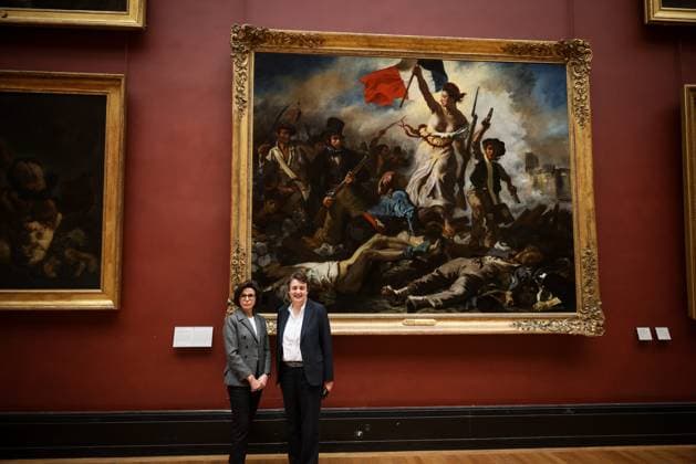 Entertainment Themen der Woche KW18 Entertainment Bilder des Tages RETURN TO THE ROOM OF EUGENE DELACROIXS LA LIBERTE GUIDANT LE PEUPLE AT THE LOUVRE MUSEUM Thomas Padilla MAXPPP Paris FRANCE 30 04 2024 Paris, FRANCE RETURN TO THE ROOM OF EUGENE DELACROIXS LA LIBERTE GUIDANT LE PEUPLE IN RESTORATION FROM OCTOBER 2023 TO APRIL 2024 AT THE LOUVRE MUSEUM, EN PRESENCE DE LA MINISTRE DE LA CULTURE RACHIDA DATI LAURENCE DES CARS, DIRECTRICE DU LOUVRE PARIS, FRANCE APRIL 30TH 2024 LOUVRE MUSEUM RETURN TO THE ROOM OF THE PAINTING BY EUGÈNE DELACROIX LIBERTY GUIDING THE PEOPLE UNDER RESTORATION FROM OCTOBER 2023 TO APRIL 2024 AT THE LOUVRE MUSEUM, IN THE PRESENCE OF THE MINISTER OF CULTURE Paris FRANCE  Copyright: xMAXPPPxThomasxPadillax TPA2404030 042 TPA2404030 042