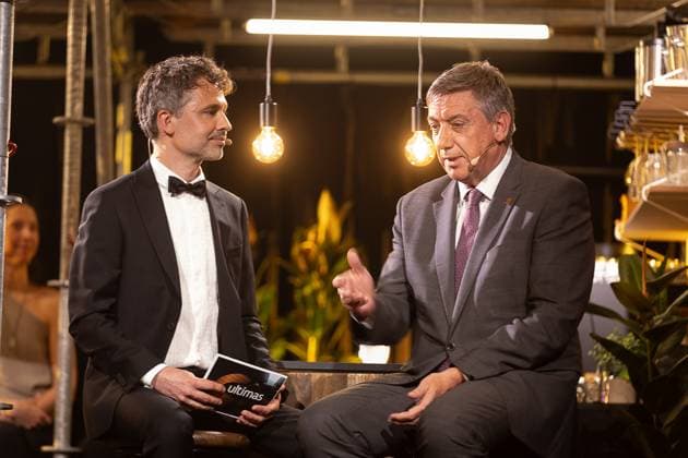 FOCUS COVERAGE REQUESTED TO BELGA - Journalist Thomas Vanderveken and Flemish Minister President Jan Jambon pictured during the award ceremony of the Ultimas23 , Flemish culture prizes, Tuesday 30 April 2024, in Lint.  JAMESxARTHURxGEKIERE 91867691