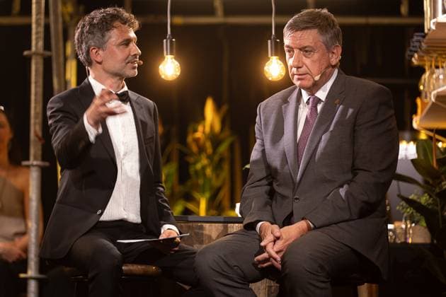 FOCUS COVERAGE REQUESTED TO BELGA - Journalist Thomas Vanderveken and Flemish Minister President Jan Jambon pictured during the award ceremony of the Ultimas23 , Flemish culture prizes, Tuesday 30 April 2024, in Lint.  JAMESxARTHURxGEKIERE 91867693
