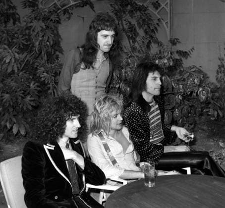 Queen Queen 70s ROCK. L to R John Deacon, Brian May, Roger Taylor, Freddie Mercury.,  Copyright: xStarstockx xAvalonx 0559815551