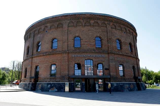 at the press conference for the premiere of the fulldome experience of the music show Tabaluga und die Zeichen der Zeit at the Planetarium Halle Saale , 02 05 2024 Foto:xR.xStoffelsx xFuturexImagex tabaluga_4501