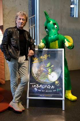 Peter Maffay at the press conference for the premiere of the fulldome experience of the music show Tabaluga und die Zeichen der Zeit at the Planetarium Halle Saale , 02 05 2024 Foto:xR.xStoffelsx xFuturexImagex tabaluga_4521