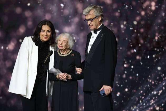 German Film Award 2024 Margot Friedländer with Wim Wenders at the Lola German Film Award 2024 ceremony at the Theater am Potsdamer Platz in Berlin 03 05 2024 Copyright: xEventpressx