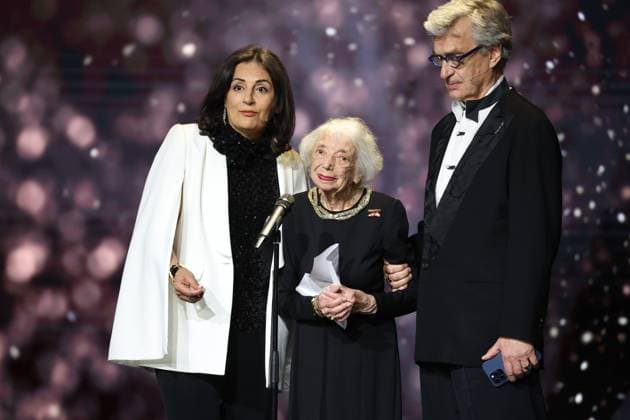 German Film Award 2024 Margot Friedländer with Wim Wenders at the Lola German Film Award 2024 ceremony at the Theater am Potsdamer Platz in Berlin 03 05 2024 Copyright: xEventpressx