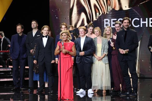 German Film Award 2024 MOST WATCHED FILM 3 question marks at the Lola German Film Award 2024 ceremony at the Theater am Potsdamer Platz in Berlin 03 05 2024 Copyright: xEventpressx