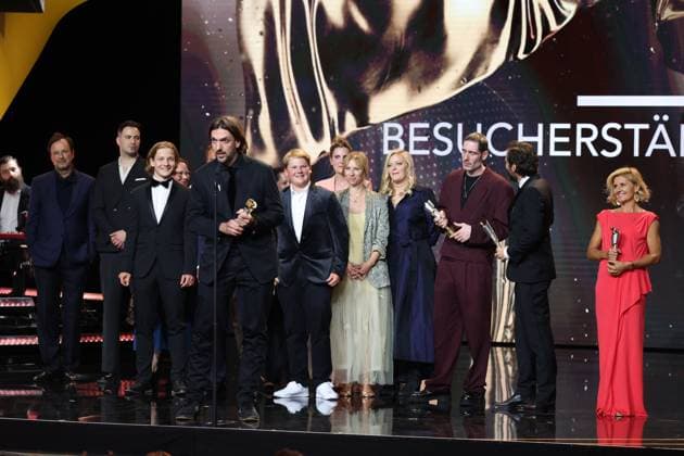 German Film Award 2024 MOST WATCHED FILM 3 question marks at the Lola German Film Award 2024 ceremony at the Theater am Potsdamer Platz in Berlin 03 05 2024 Copyright: xEventpressx