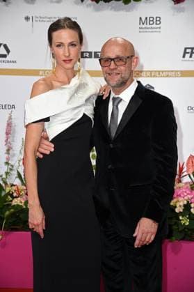 Jürgen Vogel with girlfriend Natalia Belitski GERMAN FILM AWARD 2024 at the Theater am Potsdamer Platz on 03 05 2024 Red Carpet