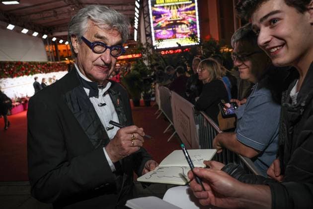 German Film Award 2024 Wim Wenders signs autographs for fans at the party at the Lola German Film Award 2024 ceremony at the Theater am Potsdamer Platz in Berlin Date 03 05 2024 Copyright: xEventpressx